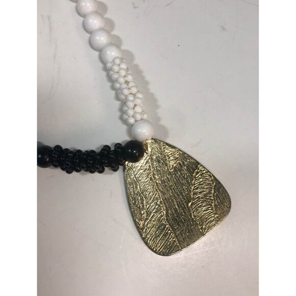 Vintage Black White Beaded Necklace Abstract Enamel Pendant Statement Jewelry - Picture 5 of 7
